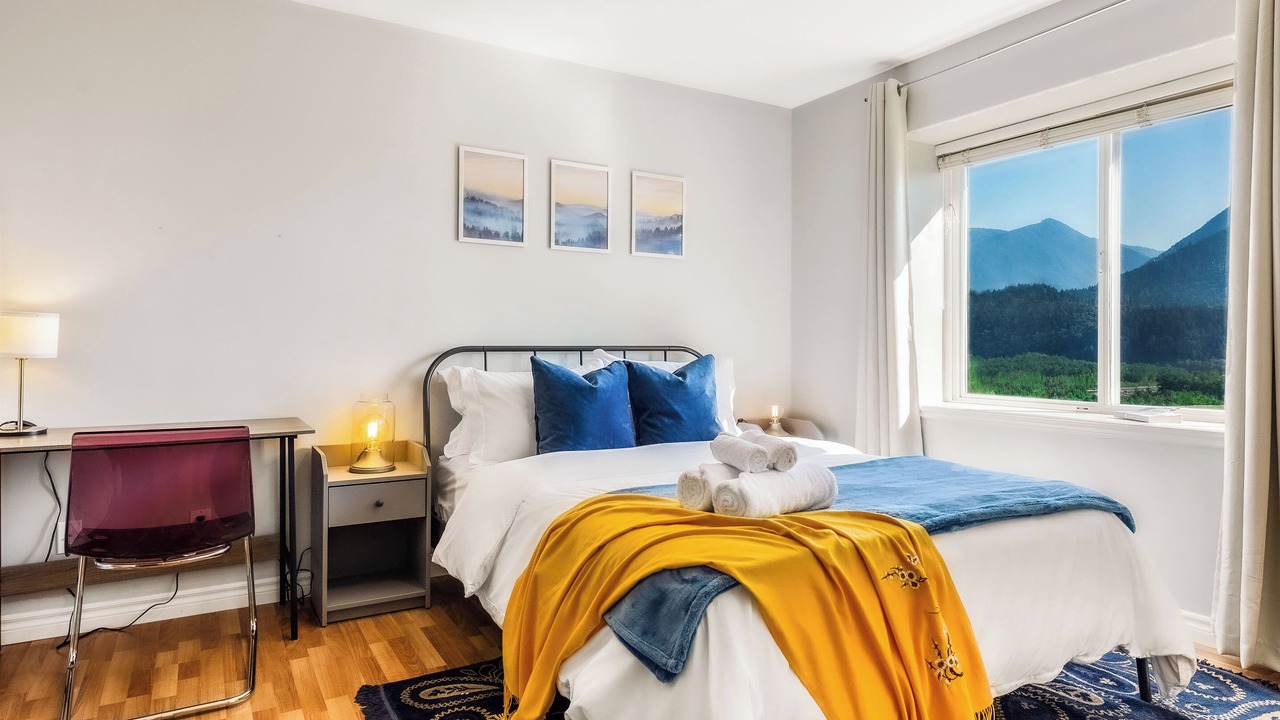 Photo of Bedroom in Promontory