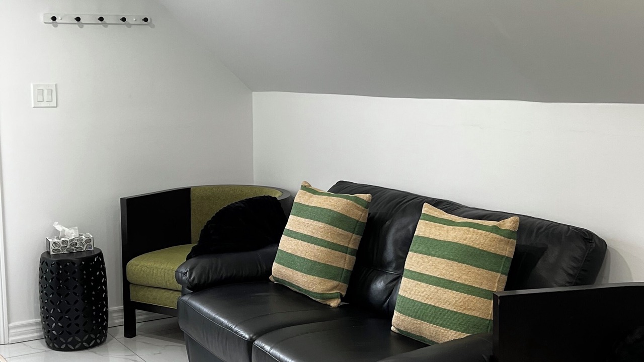Photo of Livingroom in Downtown