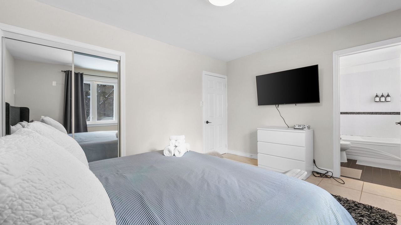 Photo of Bedroom in Richmond Hill
