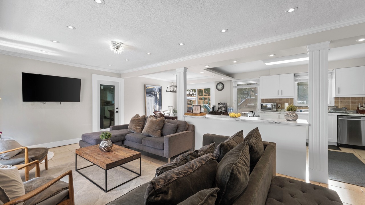Photo of Livingroom in Richmond Hill