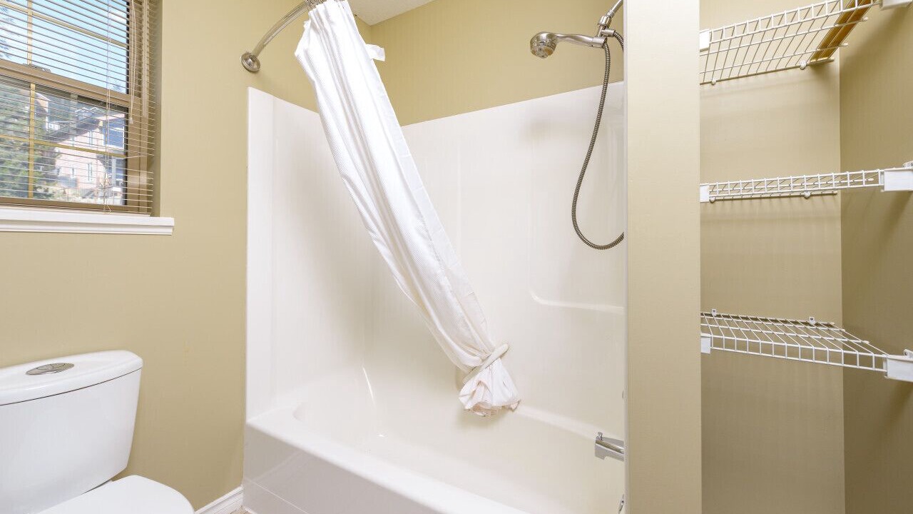 Photo of Bathroom in Snow Pine Estates