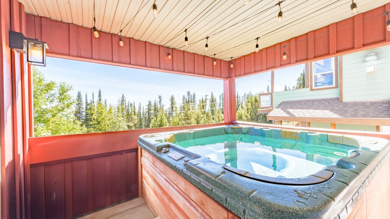 Photo of Outdoor in Snow Pine Estates