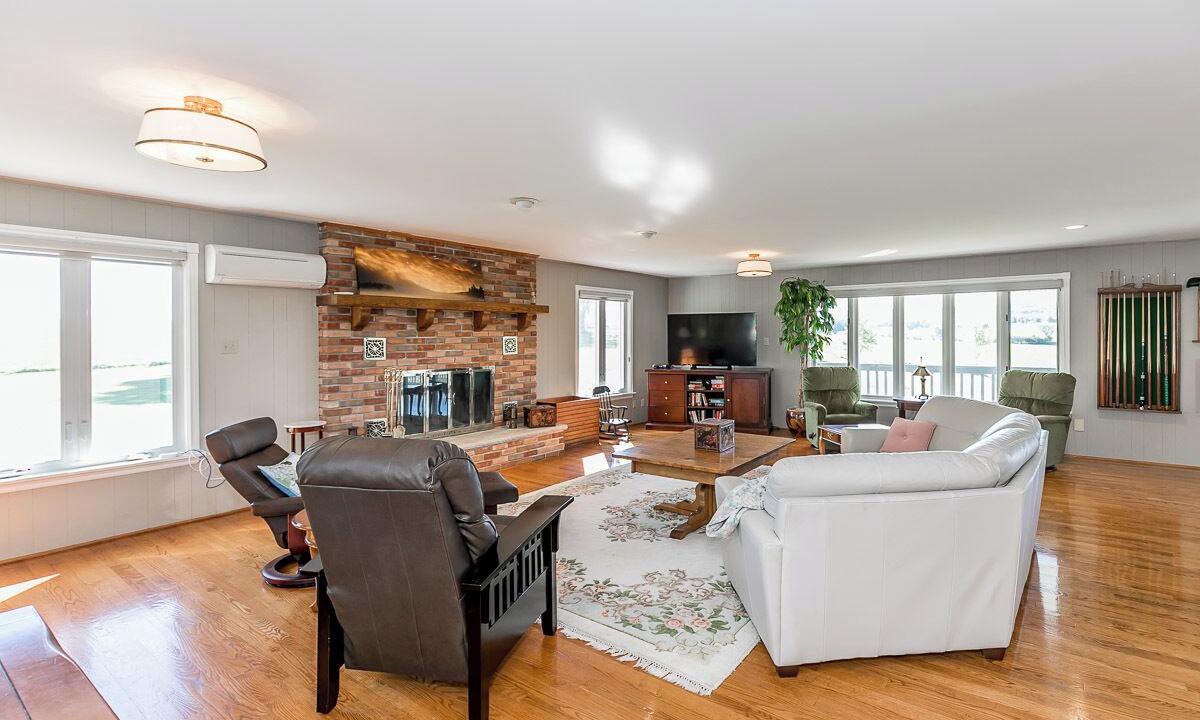 Photo of Livingroom in Creemore