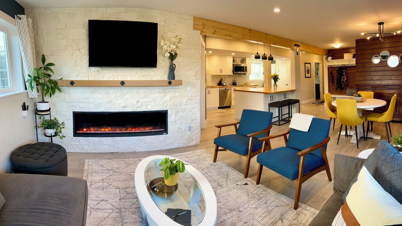 Photo of Livingroom in Chilliwack Proper Village West
