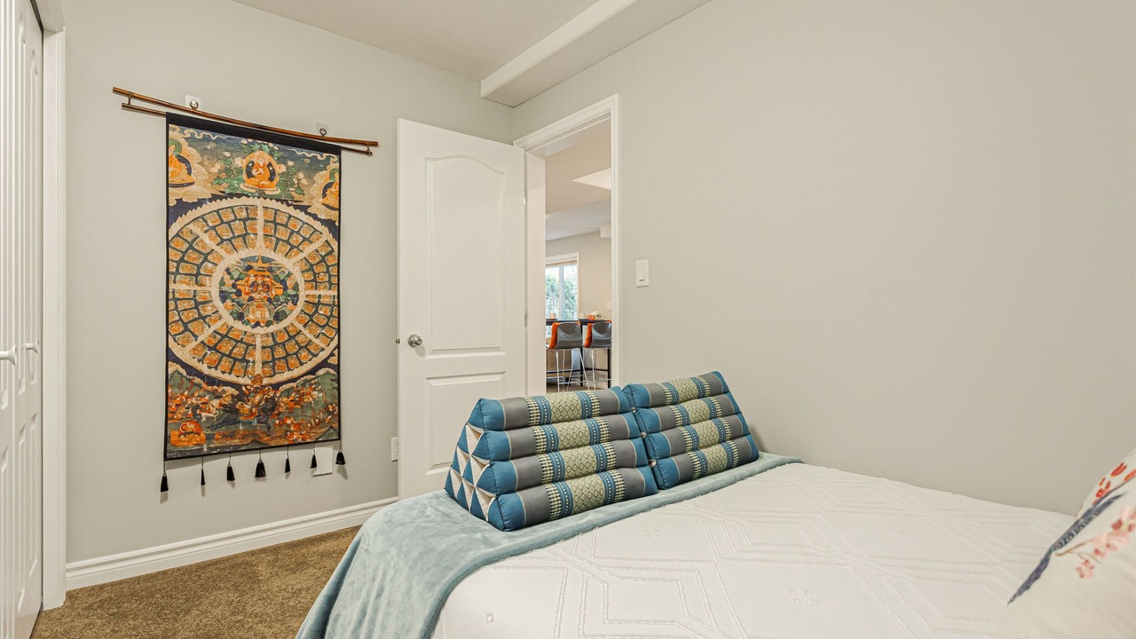 Photo of Bedroom in Promontory