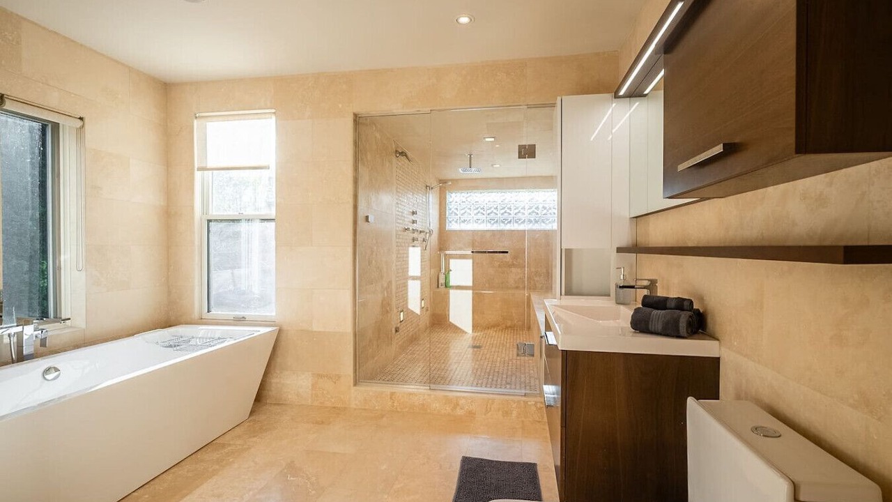 Photo of Bathroom in Grange Park