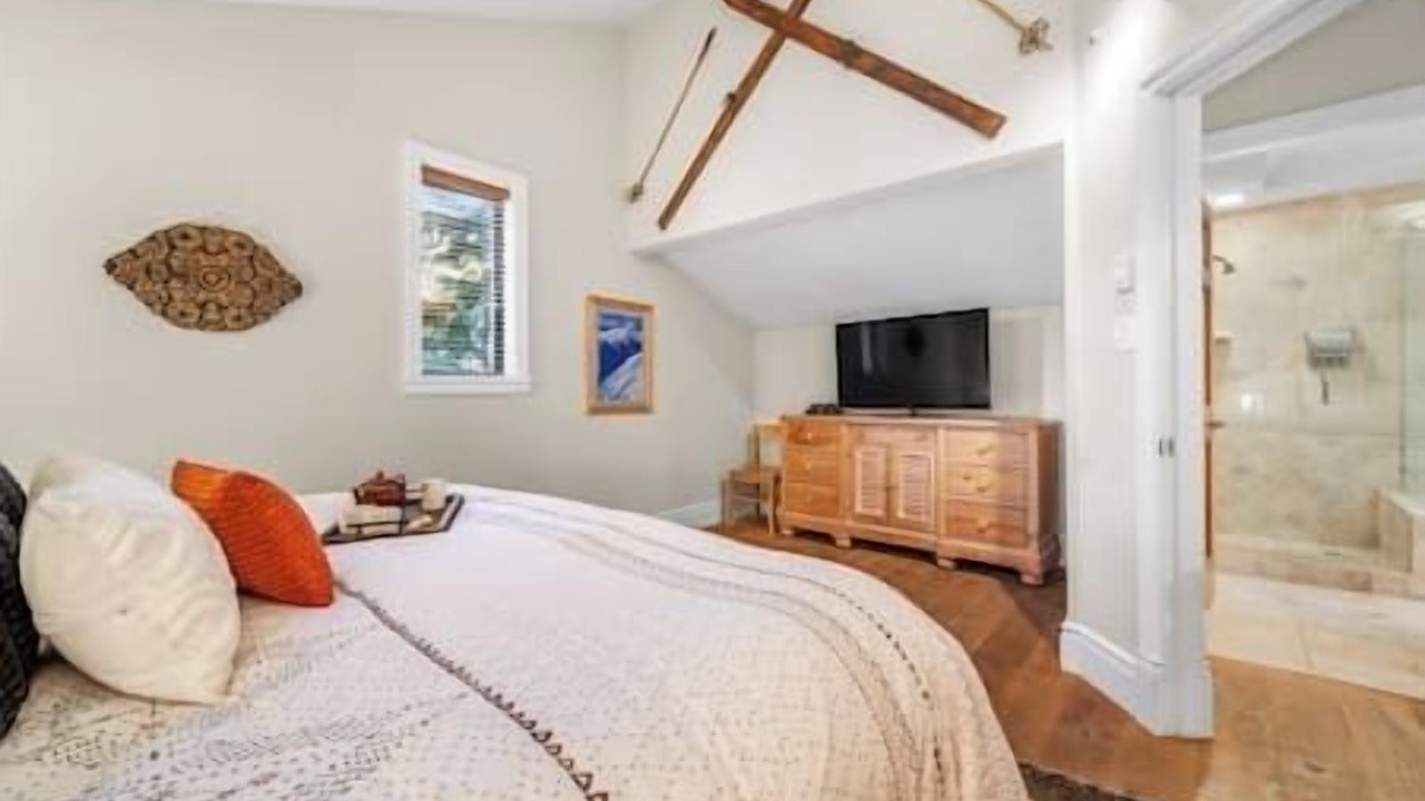 Photo of Bedroom in Whistler Village
