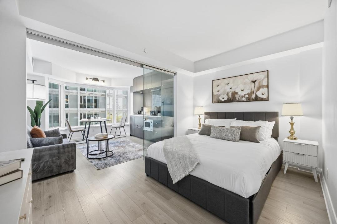 Photo of Bedroom in Bloor-Yorkville