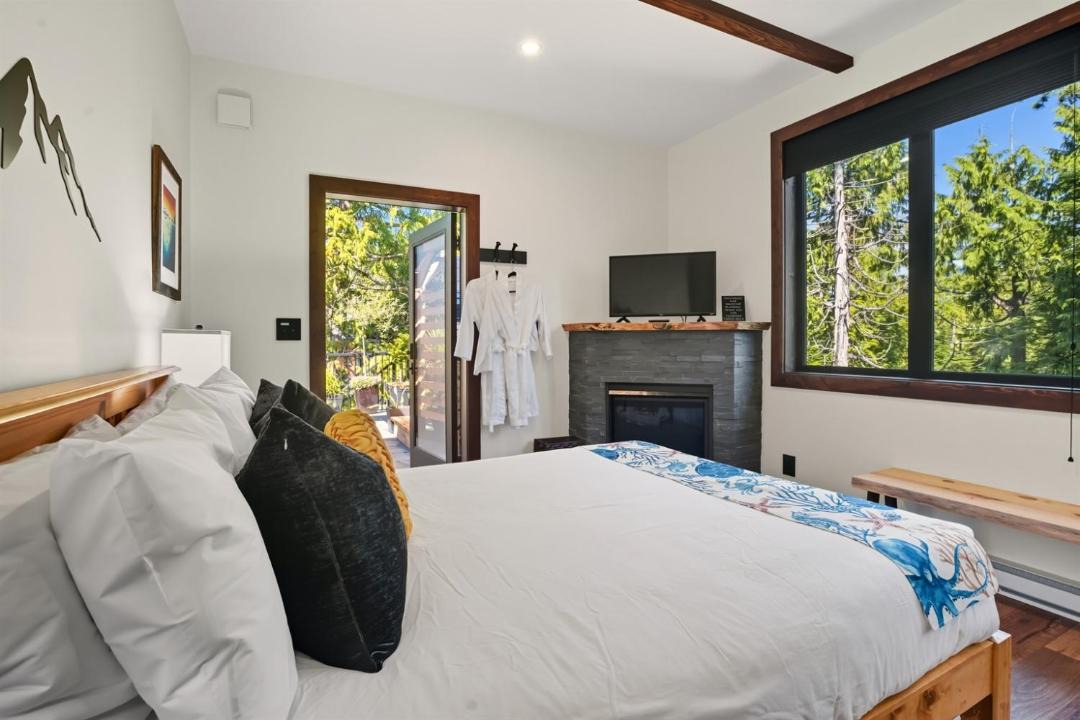 Photo of Bedroom in Ucluelet