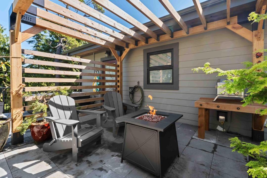 Photo of Patio Balcony in Ucluelet