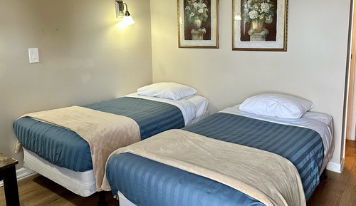 Economy Room, 2 Twin Beds