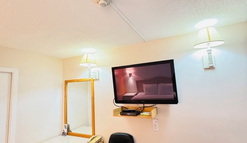 Deluxe Room, 1 King Bed, Non Smoking
