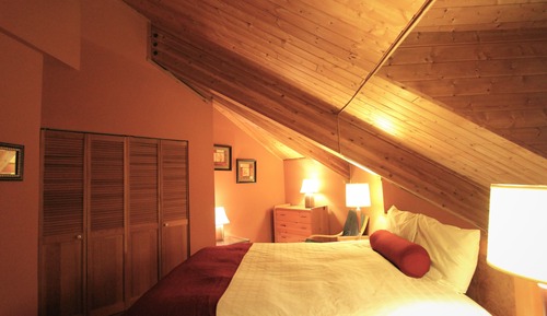 Standard Loft, 2 Bathrooms, Courtyard View