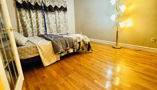 House, Multiple Bedrooms, Accessible, Smoking