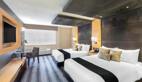 Premier Queen Room with Two Queen Beds
