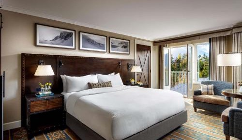One-Bedroom King Suite with View