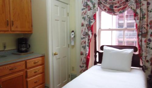 Budget Single Room