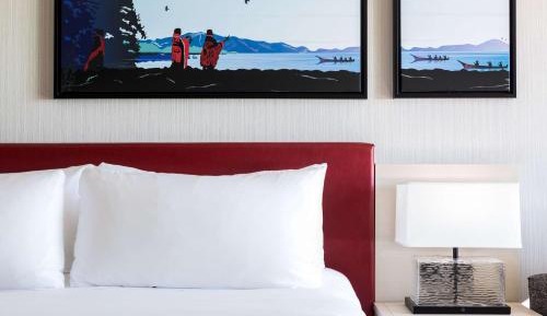 King Room with Sofa Bed, Balcony and Ocean View - Non-Smoking