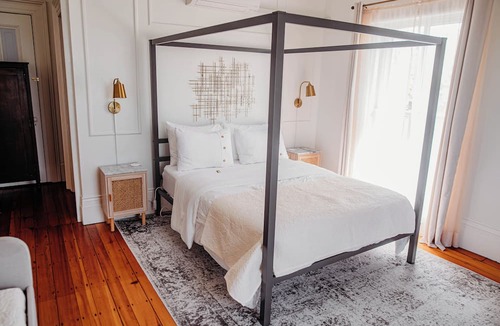 St. Andrews House | The Montague Rose Inn