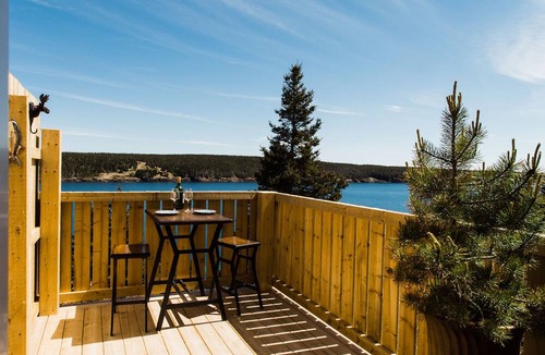 Mobile House | Whale House Guest House