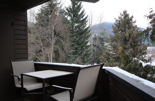 Whistler Village Condo | Rainbow Suites by Whistler Retreats