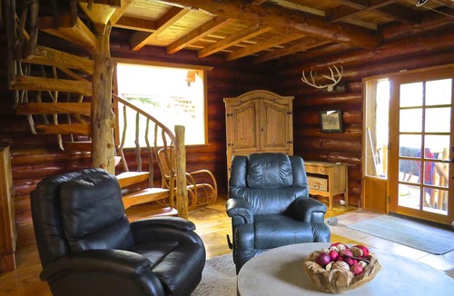 Otter Point Cabin | Handsome Dan's at Otter Point