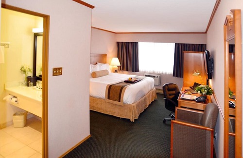 Port Alberni Hotel | Hospitality Inn