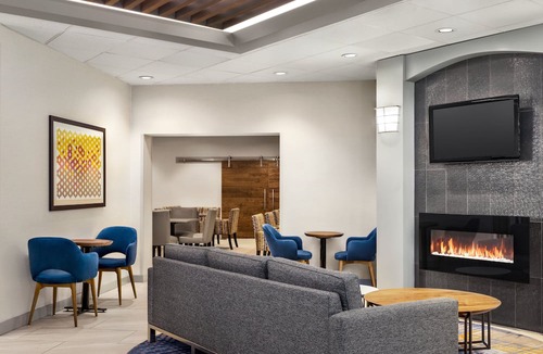 Metrotown Hotel | Holiday Inn Express Vancouver-Metrotown (Burnaby) by IHG