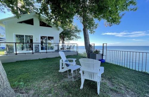 Beamsville Cottage | COTTAGE NIAGARA DIRECT WATERFRONT