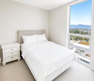 Vancouver South Apartment | Brand-New Skyline Modern 2BR Near Oakridge Park Mall and Canada Line