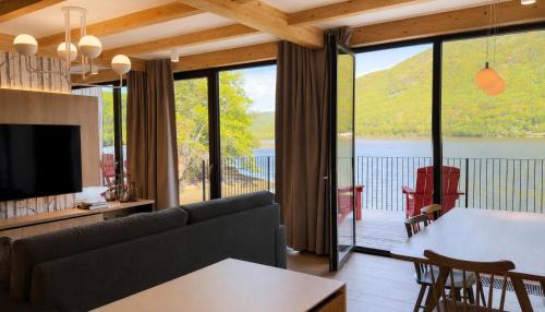 Ingonish Beach Resort | Cormorant Rock Chalets