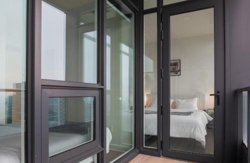 CityPlace Apartment | Rax Town - 2 Story Loft Condo with Skyline View beside CN tower and the Rogers Center
