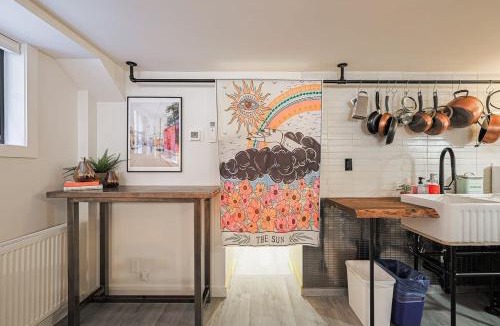 Parkdale Apartment | Spa Oasis in Toronto's Heart-Free Parking! and Pet Friendly