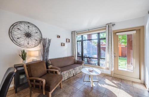 South Pandosy Apartment | Resort Style Living with Private Lawn and Patio