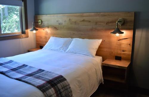 Harrison Mills Hotel | Sasquatch Inn