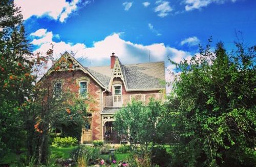 Mulmur Bed & Breakfast | Foxingham Farm Bed & Breakfast