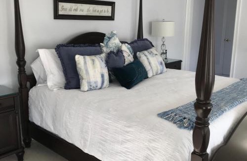 Mono Bed & Breakfast | Molly's Retreat B and B