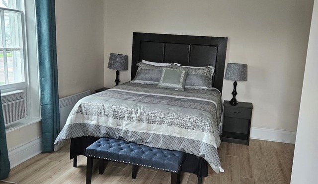 Sunflower Guest Suites