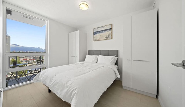 Urban Escape Contemporary Haven in Mount Pleasant