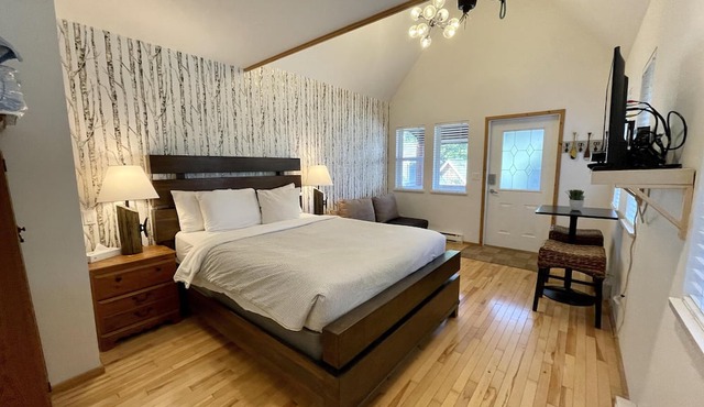 West Coast Cabin