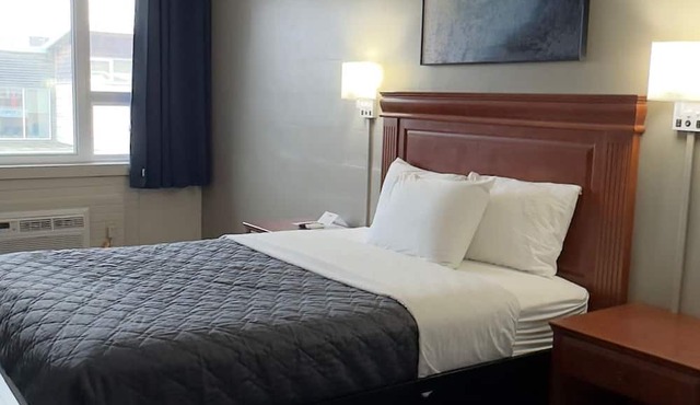 Town Centre Inn - Parry Sound