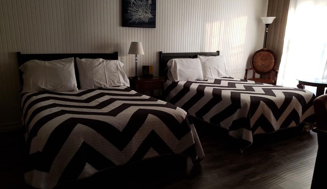 The Mountain View Motel & Cottages