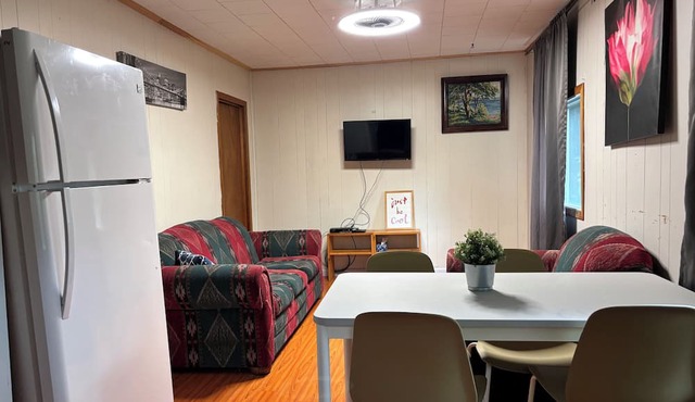 Lakefront Hideaway Resort