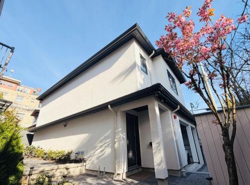 Brand-new Luxury Dunbar 4BR Home - Sleeps 10 - Near UBC, Parks, Beaches & Shops