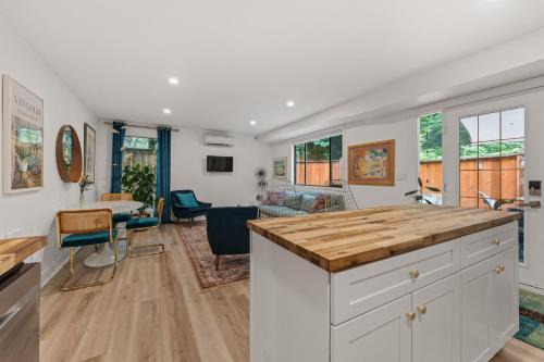 Mid-Century Modern Dream Retreat