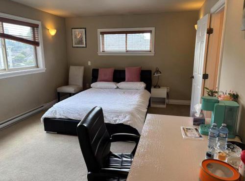 Rosehouse 2Bedrooms sleep 4 2nd floor private bathroom